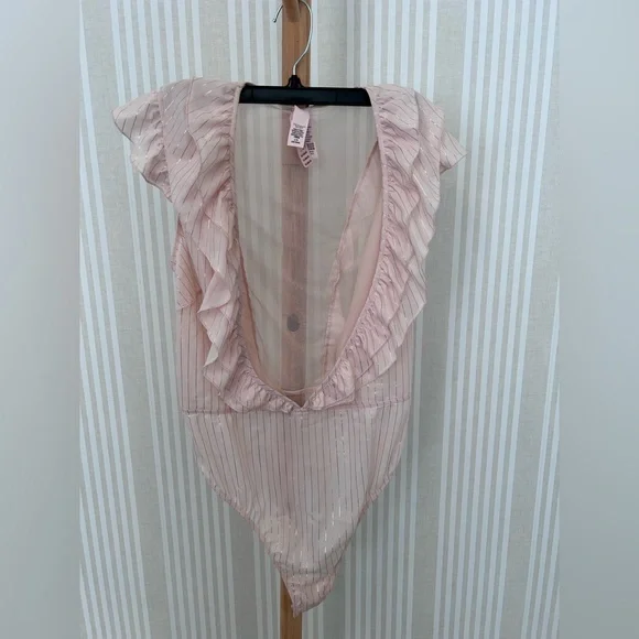 Victoria’s Secret Teddy Bodysuit Pink w/ Gold Metallic Stripe Size Large NWT - Picture 3 of 10